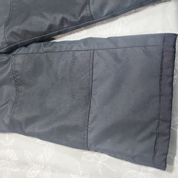 OshKosh Childrens Snow Pants - Picture 3 of 9